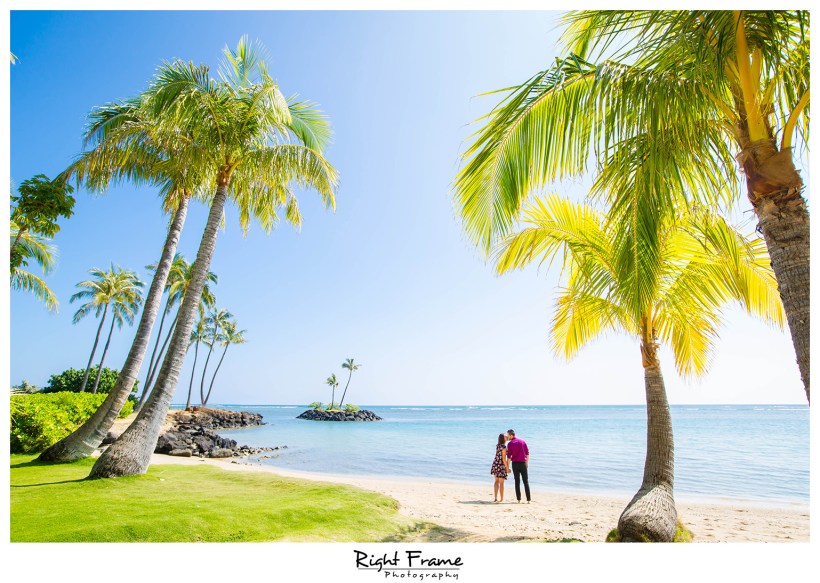 Waikiki Engagement Photographer Wai'alae Beach Park