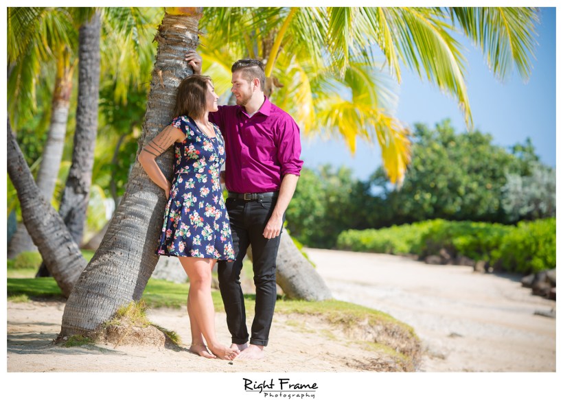 Waikiki Engagement Photographer Wai'alae Beach Park