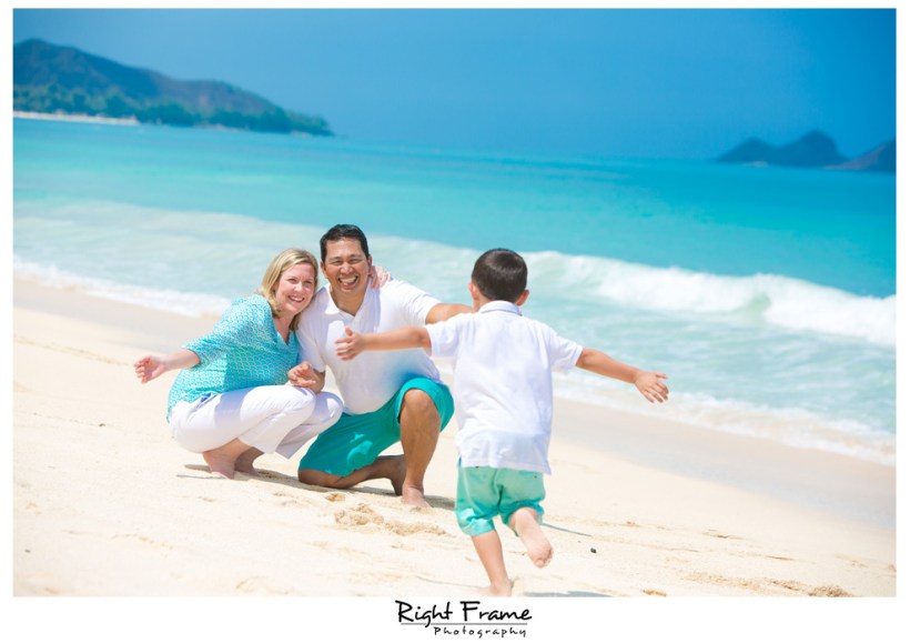 Honolulu Family Photographer Waimanalo Beach