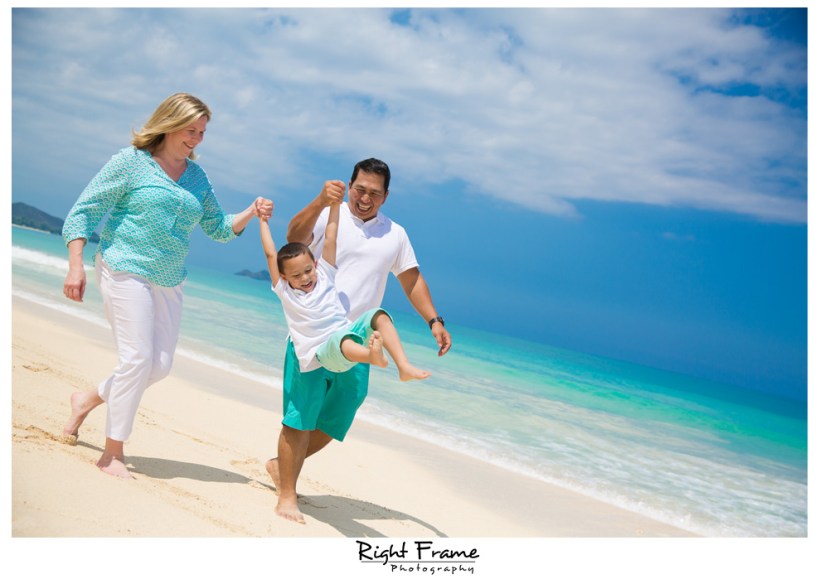 Honolulu Family Photographer Waimanalo Beach