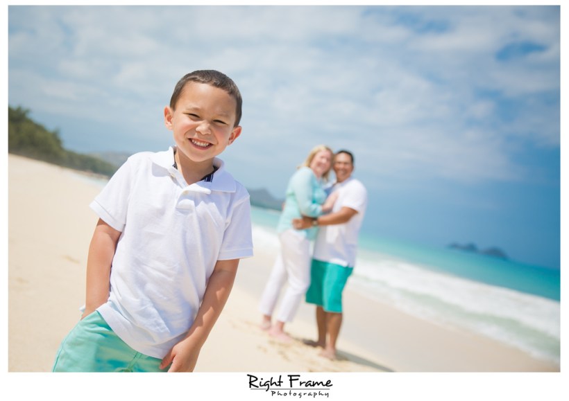 Honolulu Family Photographer Waimanalo Beach