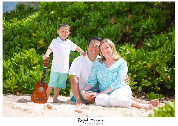 Honolulu Family Photographer Waimanalo Beach