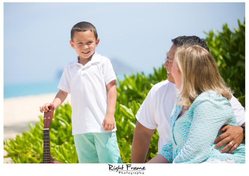 Honolulu Family Photographer Waimanalo Beach