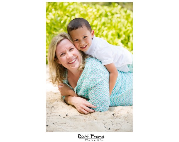 Honolulu Family Photographer Waimanalo Beach