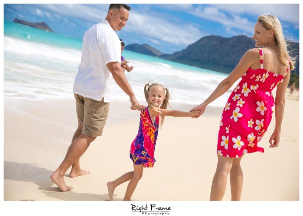 Oahu Hawaii Family Photography Waimanalo Beach