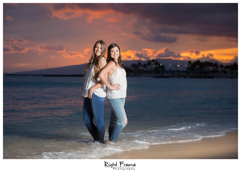 Sunset Family Portraits in Waikiki Beach near SHERATON WAIKIKI HOTEL