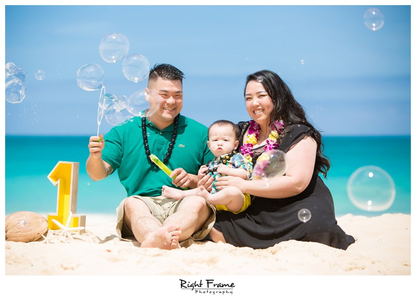 Fun First Birthday Celebration Pictures in Oahu Hawaii