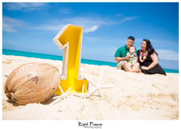 Fun First Birthday Celebration Pictures in Oahu Hawaii