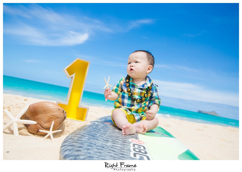 Fun First Birthday Celebration Pictures in Oahu Hawaii