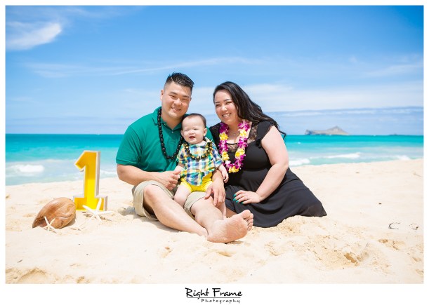 Fun First Birthday Celebration Pictures in Oahu Hawaii