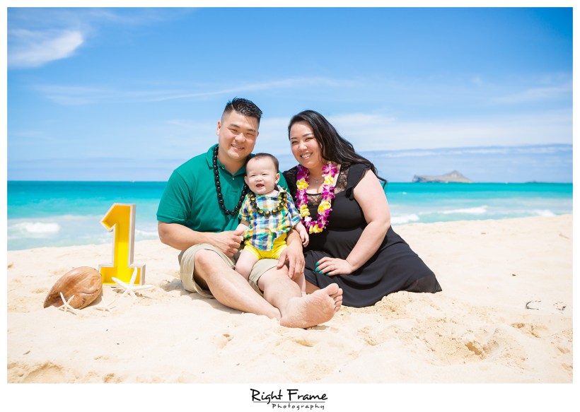 Fun First Birthday Celebration Pictures in Oahu Hawaii