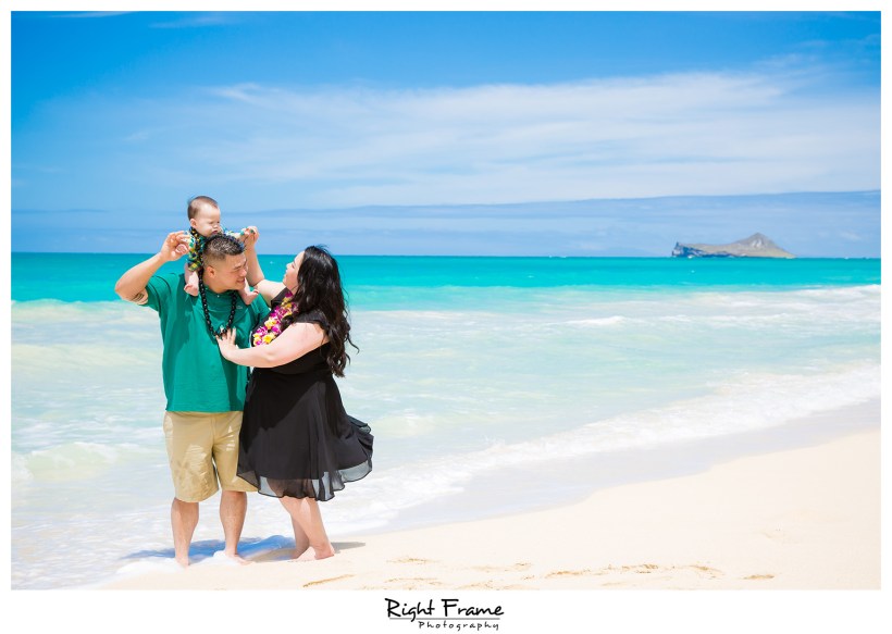 Fun First Birthday Celebration Pictures in Oahu Hawaii