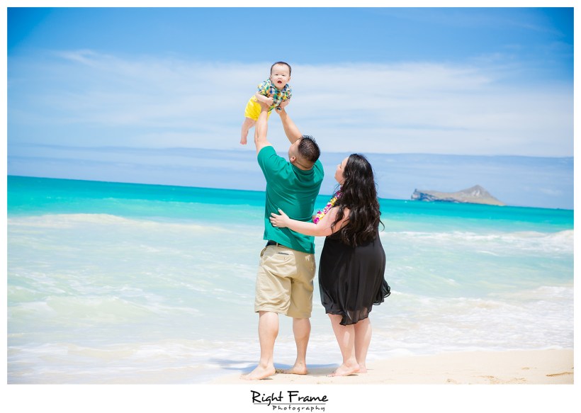 Fun First Birthday Celebration Pictures in Oahu Hawaii