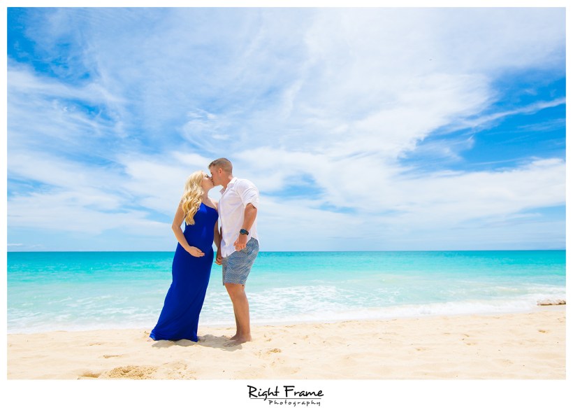 Summer Pregnancy Announcement on Oahu WAIMANALO BEACH