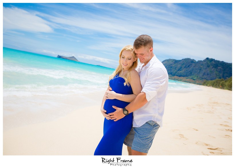 Summer Pregnancy Announcement on Oahu WAIMANALO BEACH