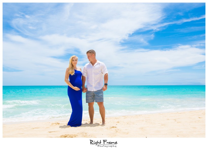 Summer Pregnancy Announcement on Oahu WAIMANALO BEACH