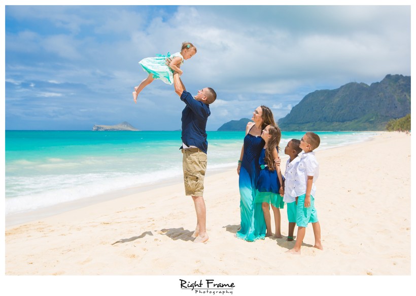 Hawaii Family Pictures at the Beach