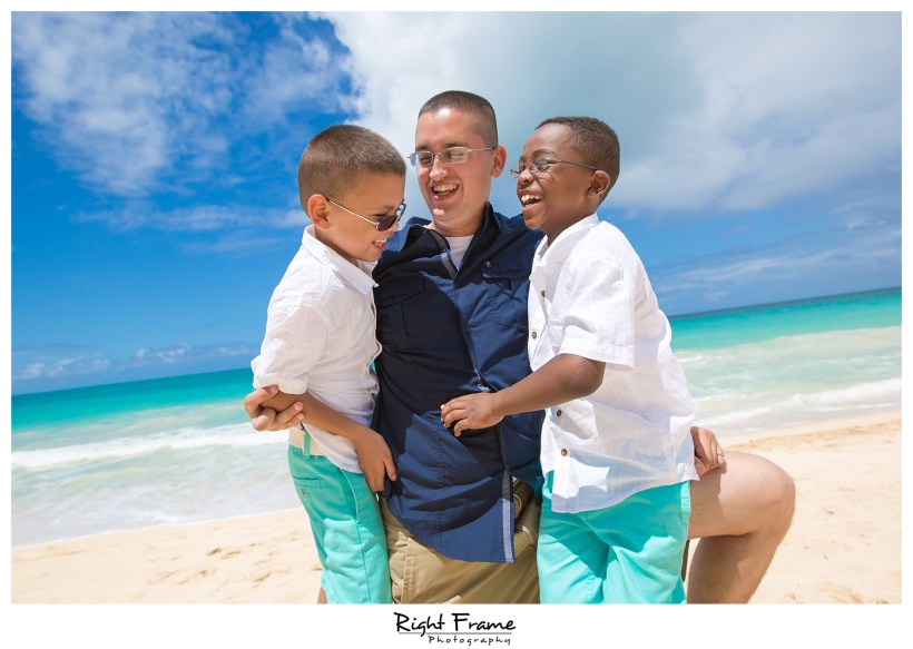 Hawaii Family Pictures at the Beach