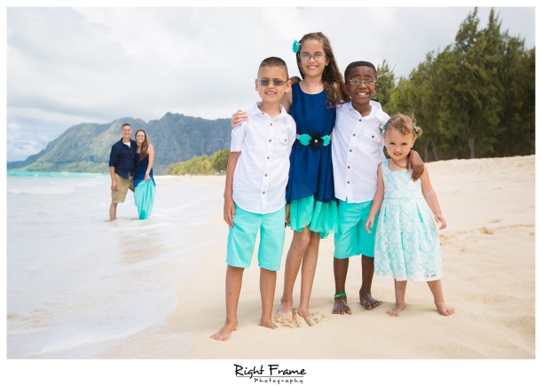 Hawaii Family Pictures at the Beach