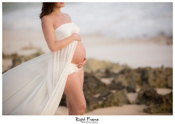 Hawaii Oahu Sunset Maternity Pictures