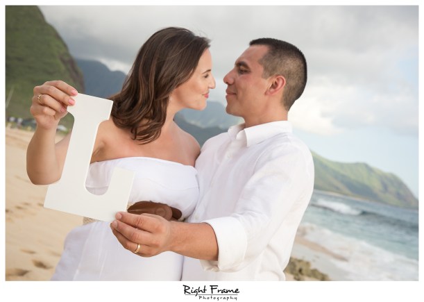 Hawaii Oahu Sunset Maternity Pictures