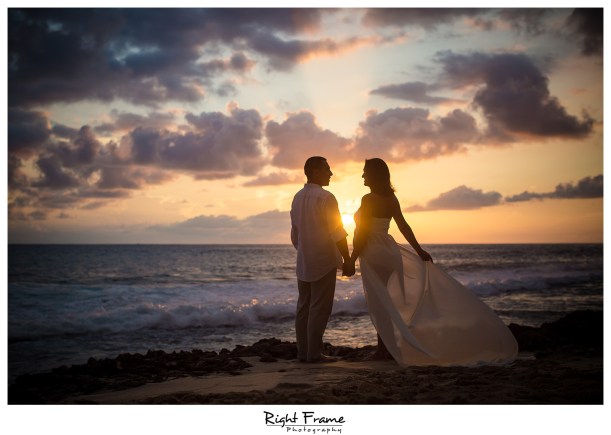 Hawaii Oahu Sunset Maternity Pictures