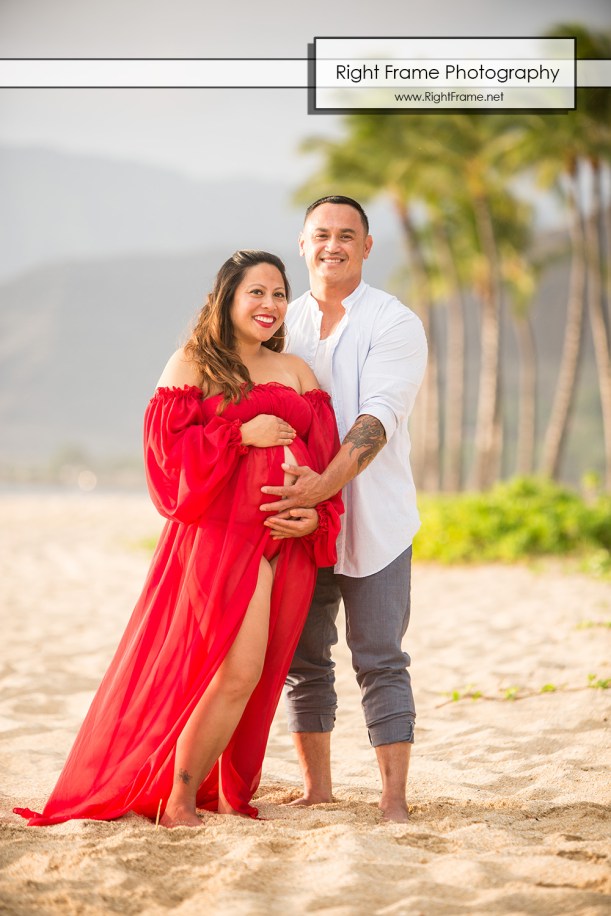 Sunset Maternity Photo Session in Hawaii Oahu