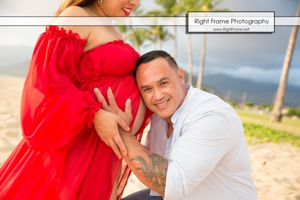 Sunset Maternity Photo Session in Hawaii Oahu