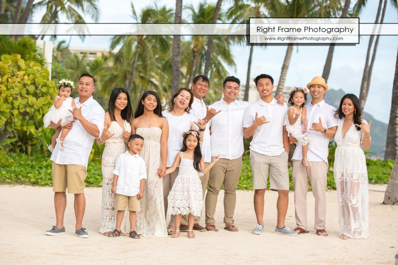 WAIKIKI BEACH FAMILY PHOTOGRAPHERS near Sheraton Waikiki Hotel
