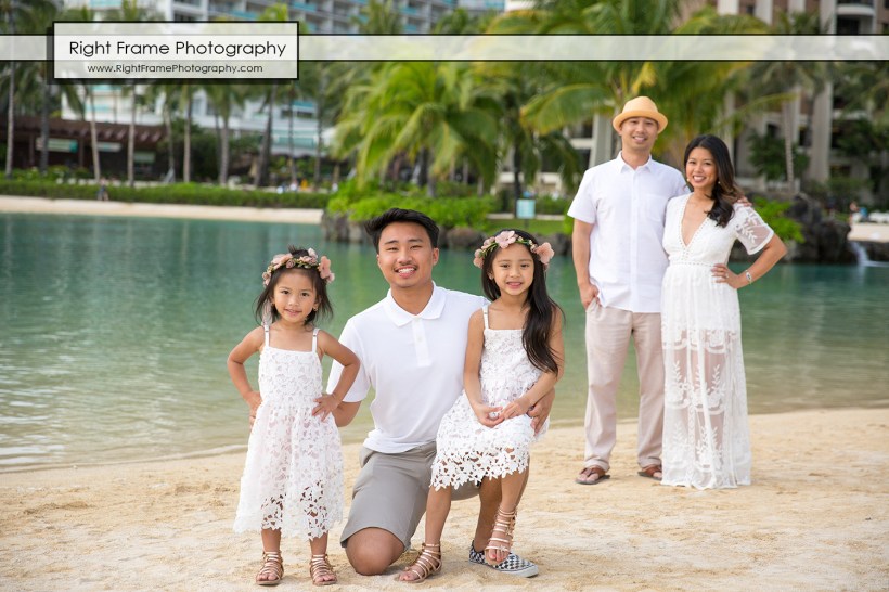 WAIKIKI BEACH FAMILY PHOTOGRAPHERS near Sheraton Waikiki Hotel