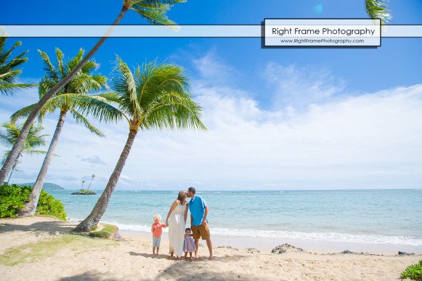 Family Photographer near Kahala Hotel Oahu Hawaii