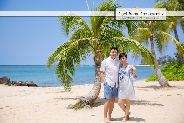 Family Photographer near Hyatt Regency Waikiki Beach Oahu Hawaii