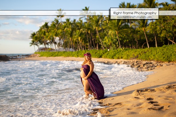 family maternity beach photographers in oahu