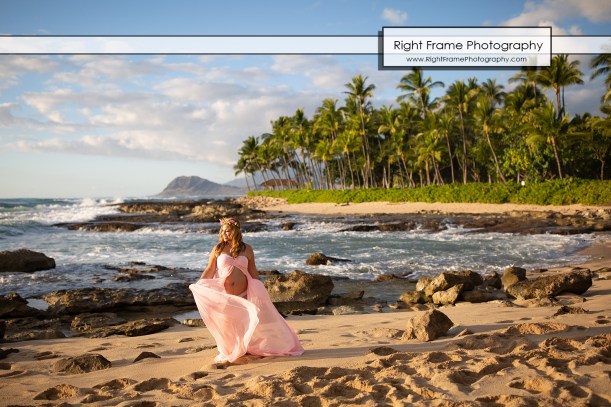 family maternity beach photographers in oahu