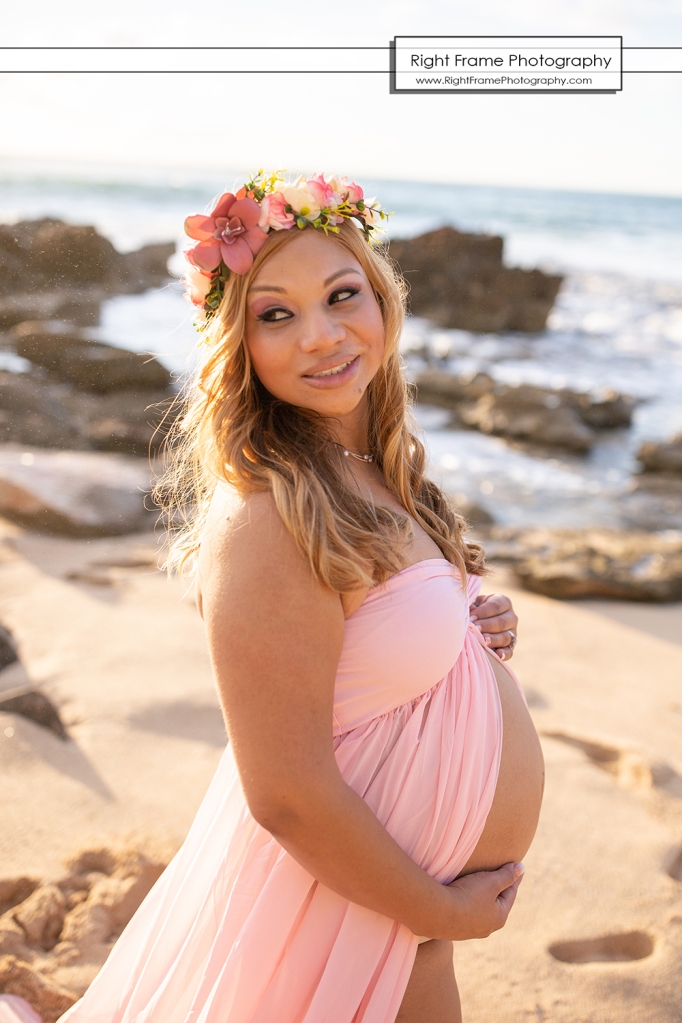 family maternity beach photographers in oahu