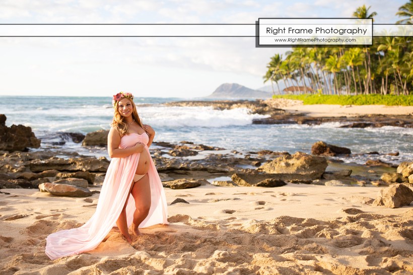 family maternity beach photographers in oahu