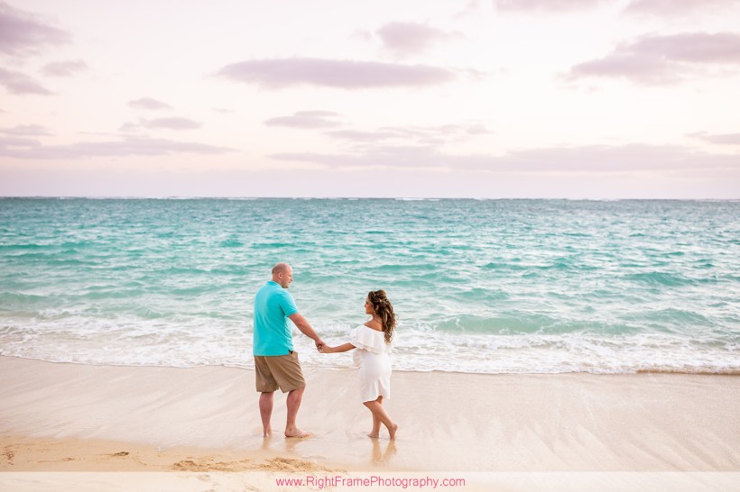 Maternity Photographer at Sunrise Lanikai Beach in Hawaii j