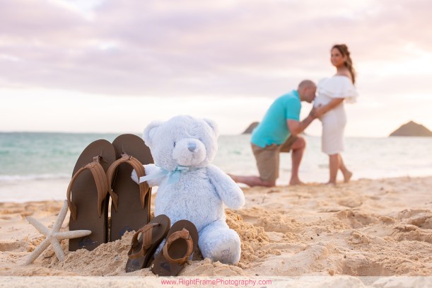Maternity Photographer at Sunrise Lanikai Beach in Hawaii j