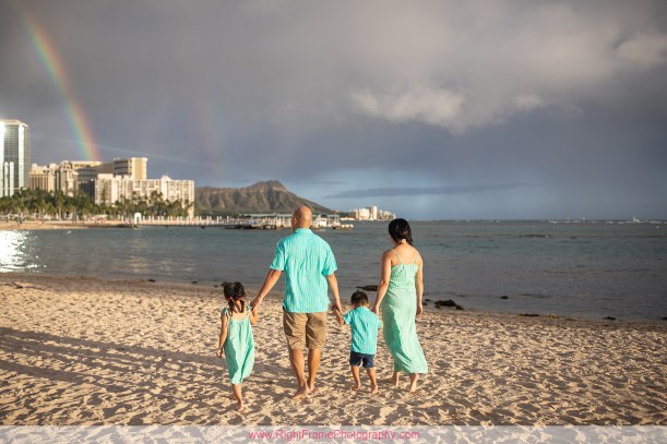 family pictures near Hale Koa Hotel
