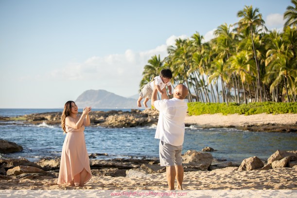 Family photographer in Kapolei Oahu