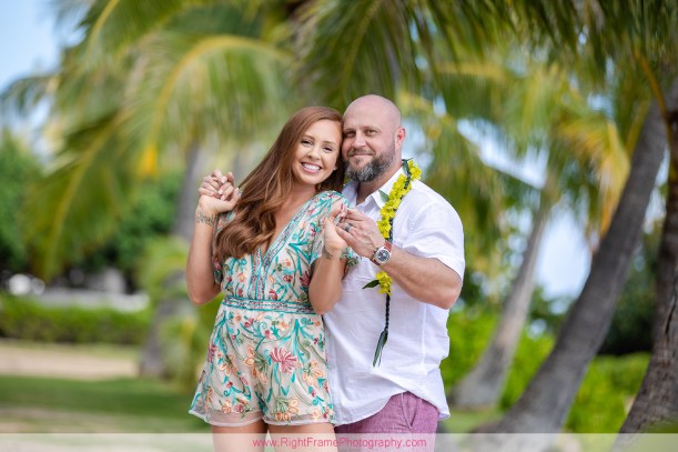 Beach family portraits Hawaii