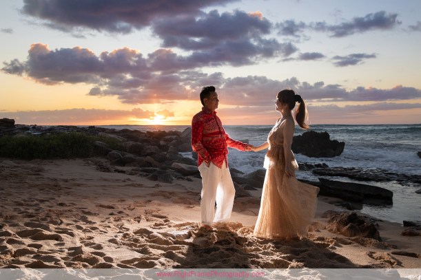 Photo session in Hawaii 30th Wedding Anniversary